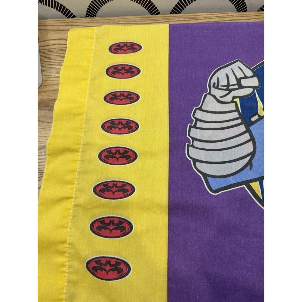 Vintage 1996 Batman‎ Mr. Freeze Robin DC Comics Pillow Case Purple Yellow